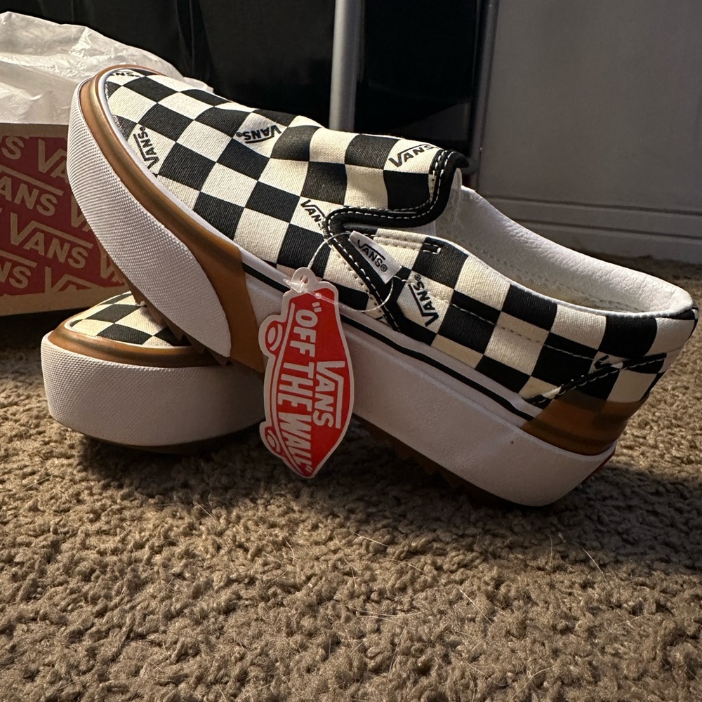 NWT VANS old skool  checkered platform slips on stacked gum sole womens size 6.5